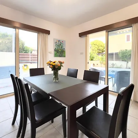 Coral Azure Πάφος